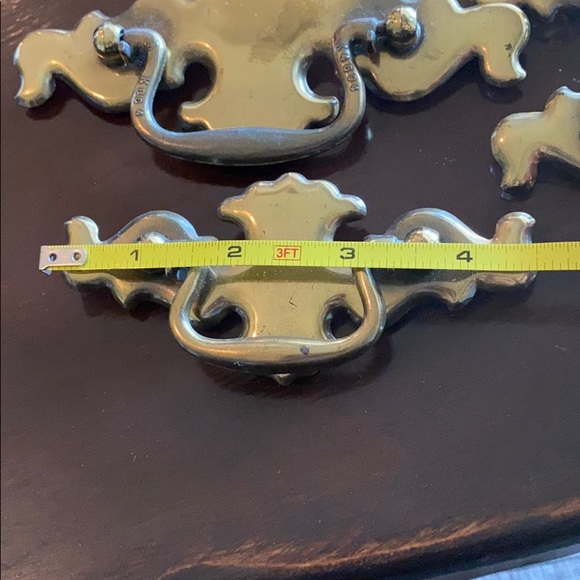 Drawer pulls - Picture 2 of 7